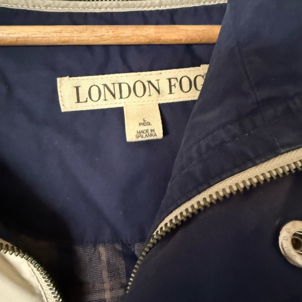 London Fog Men's Beige and Navy Jacket - Picture 4 of 6